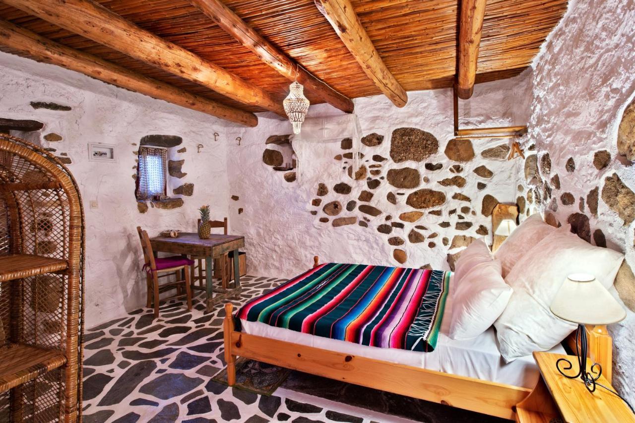 Natura Cottages Makrýgialos Exteriör bild